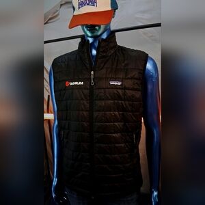 Patagonia Men's Black Quilted Vest